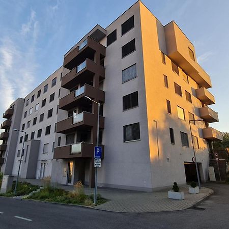 Jack'S Apartment Trenčín Exterior foto